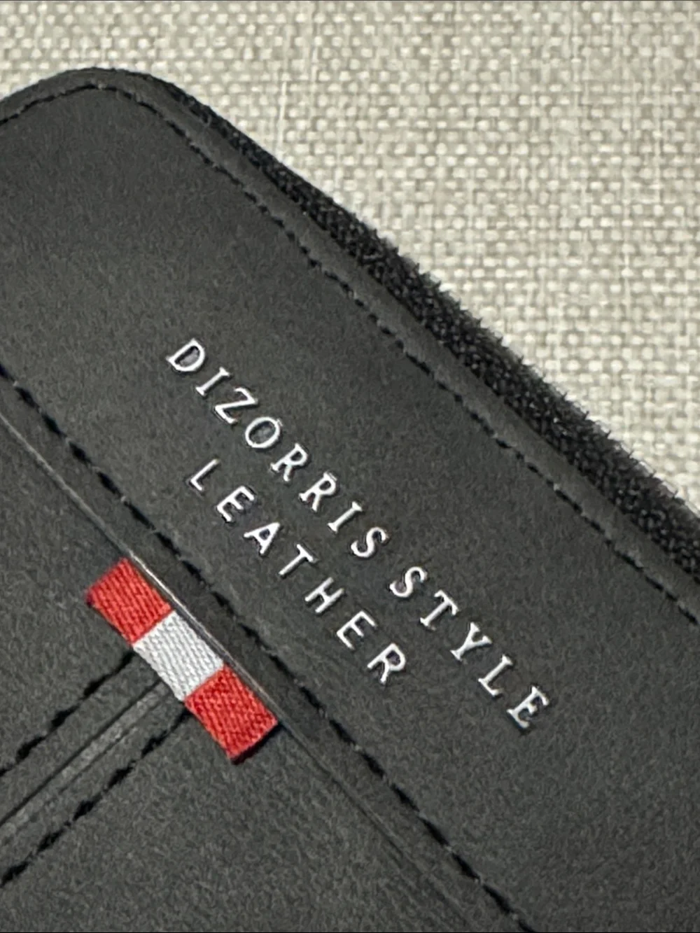 NWOT Unisex Leather Wallet-Compact Zip Around Style-Black-Multi Compartment